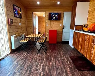 کلبه دوخوابه چوبی رویای دریا