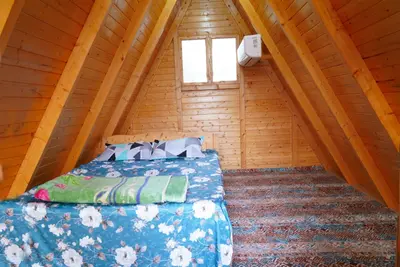 کلبه یک خوابه چوبی جکوزی دار باران ۲