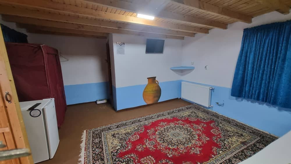 بوم گردی باغ ريحان - كلبه وارش