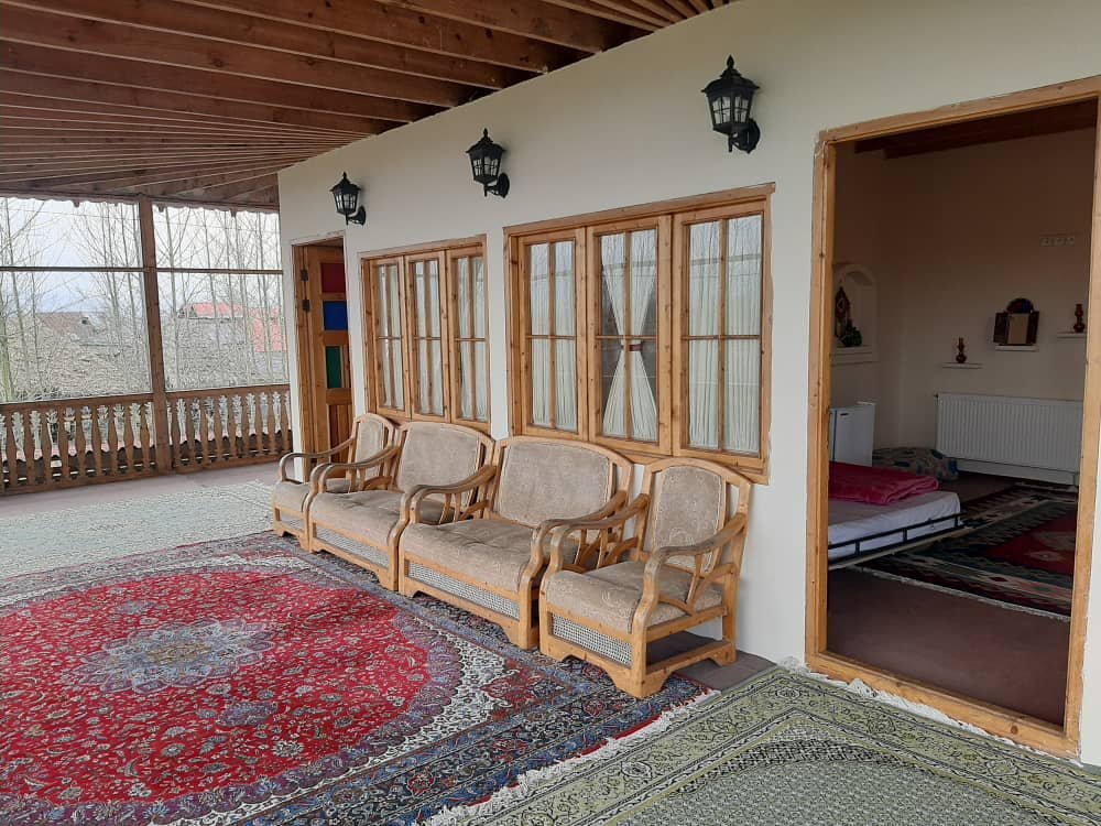 بومگردی باغ ریحان - کلبه عمارت صدرا ۳