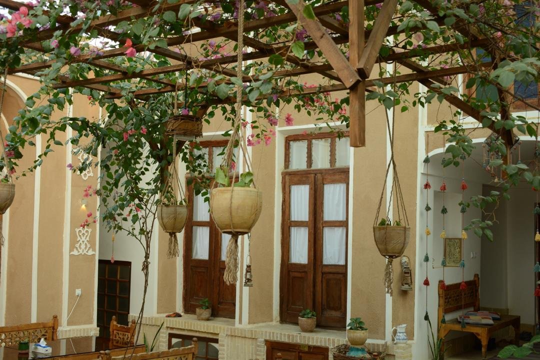 الهه - واحد ارکیده