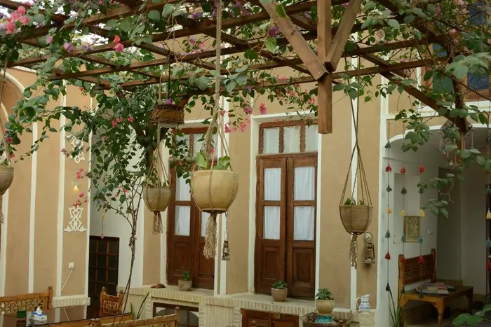 بوم گردی الهه - واحد ارکیده