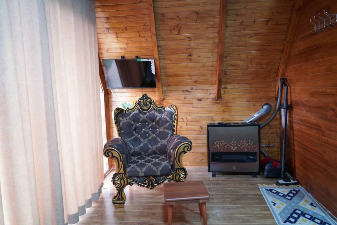 یک خوابه چوبی باران 1