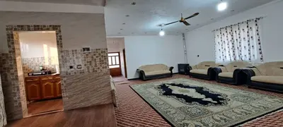 بومگردی دوخوابه حاجی تبار