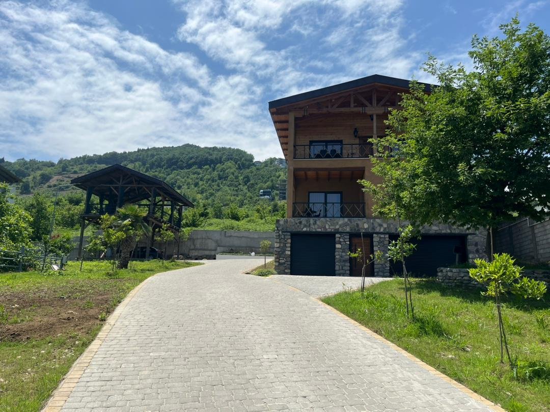 سه خوابه استخردار آبگرم مازو