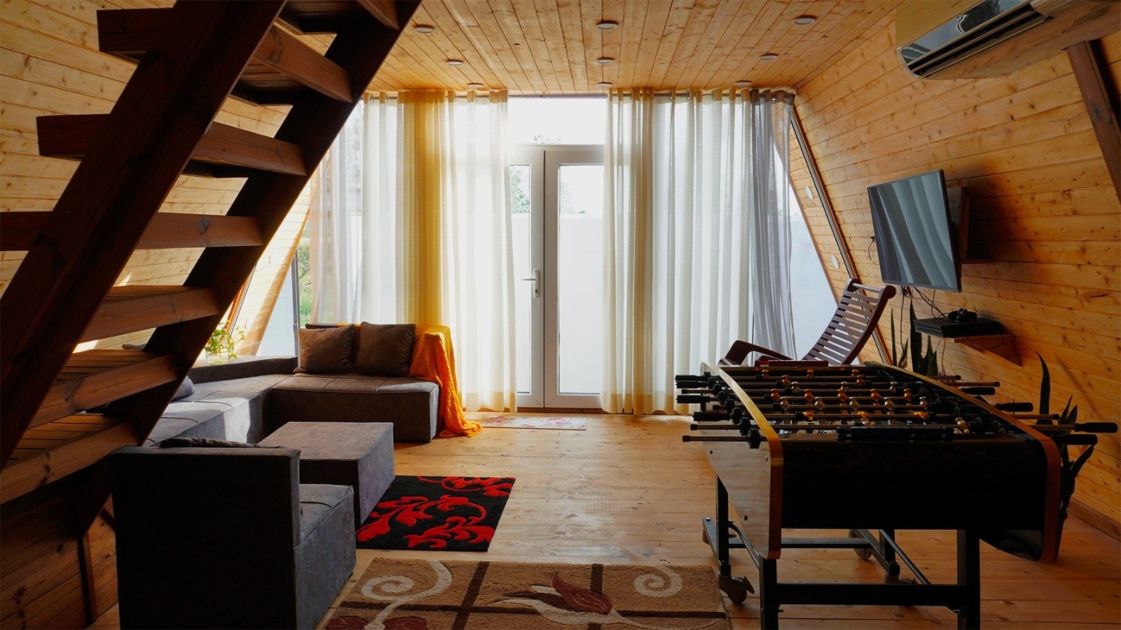 دوخوابه سوئیسی میثم