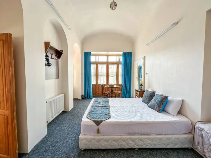 اقامتگاه سنتی سرای ریحان - واحد کانکت ۱۰۲