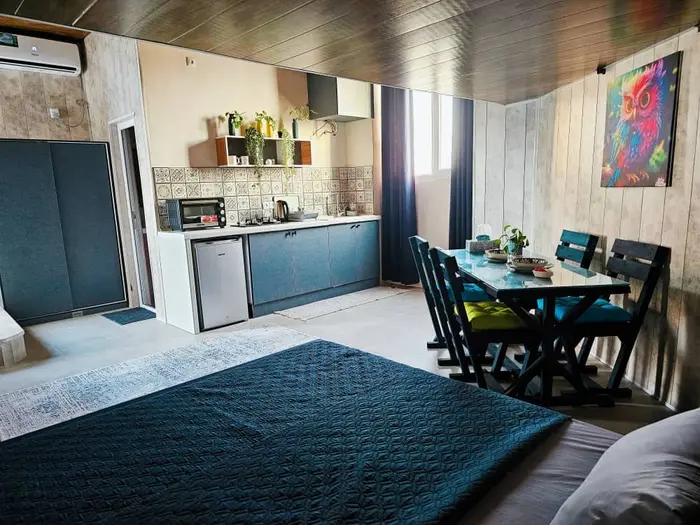 سوئیت بلک کاکتوس - واحد ۳