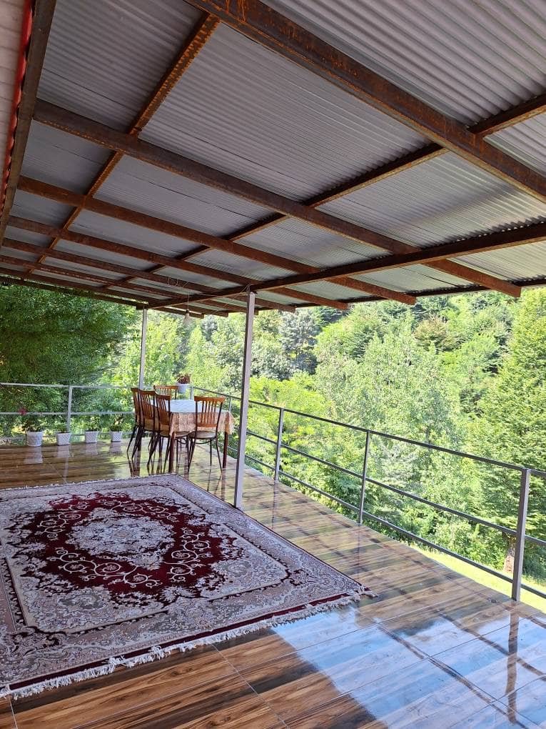 دوخوابه جنگلی مادر