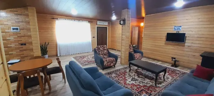 کلبه دوخوابه چوبی استخردار شونیشت