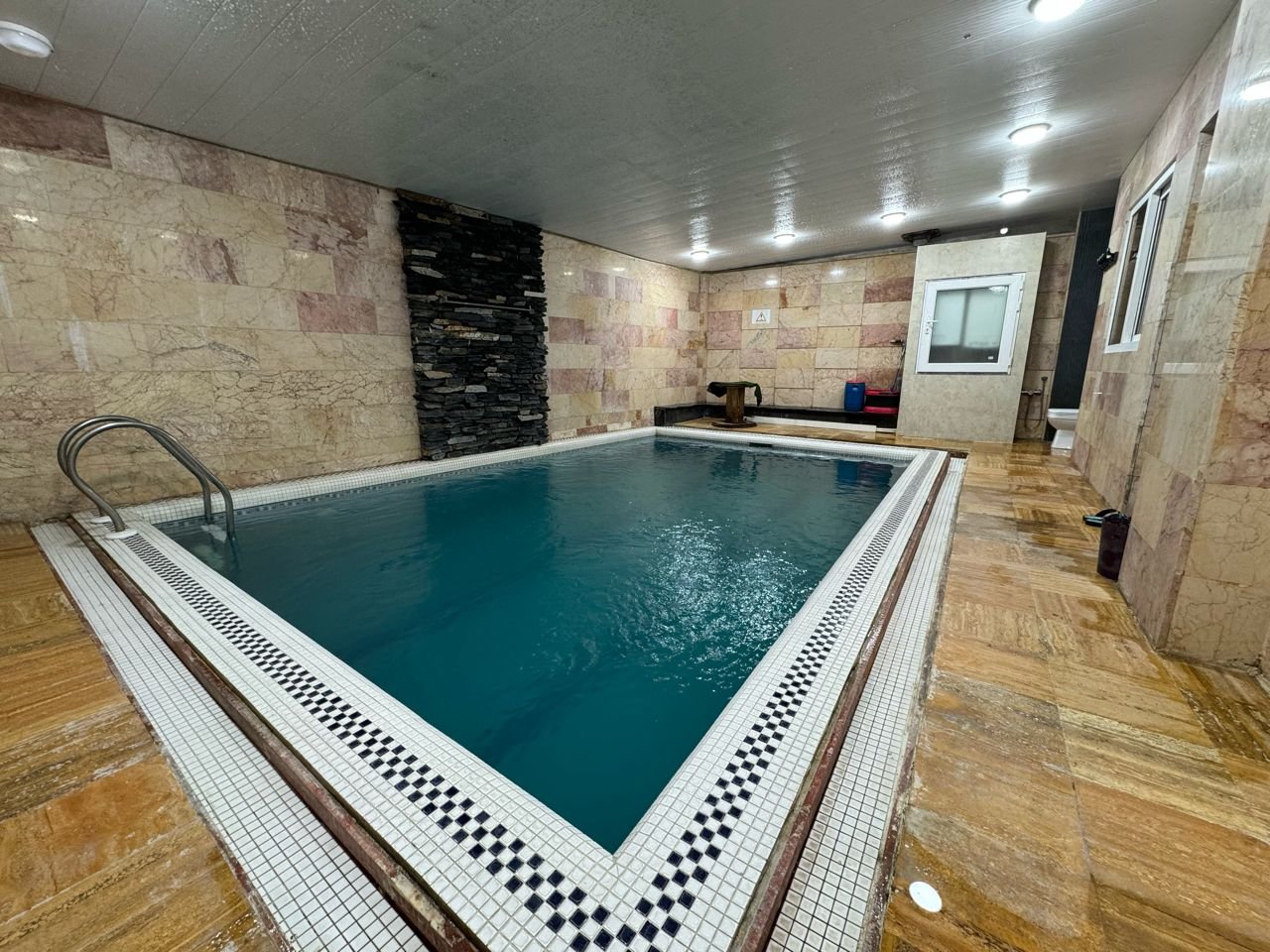 سه خوابه دوبلکس استخردار آبگرم شاهین