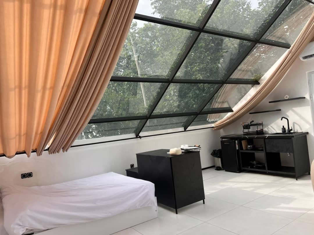 کلبه فلت شیشه ای نیکان 1