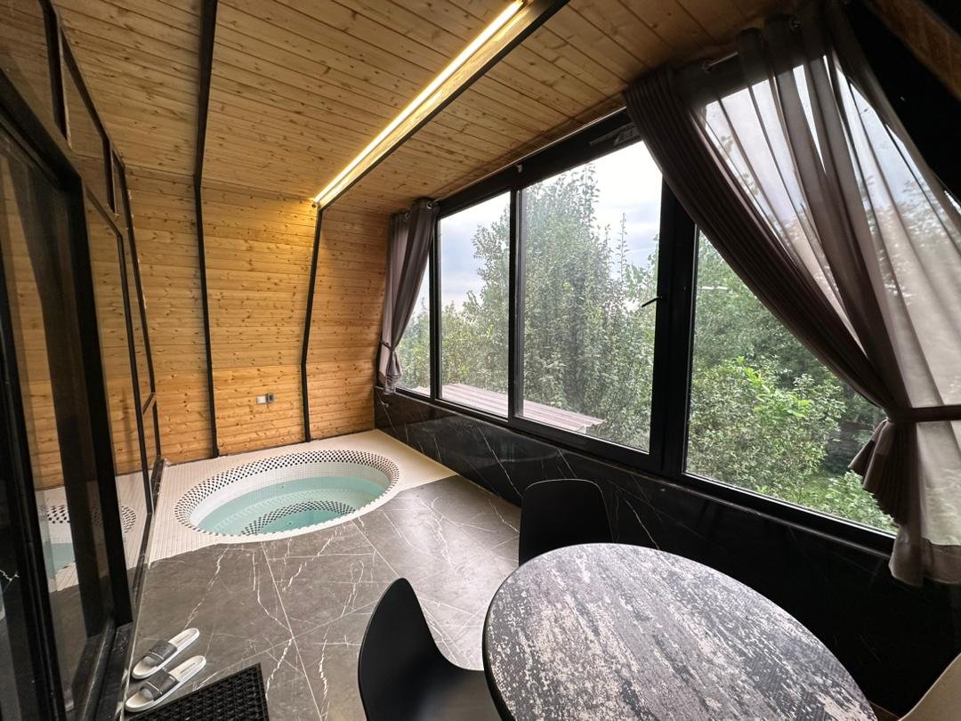 دوخوابه جکوزی دار درنیکا ۲