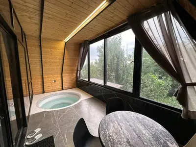 کلبه دوخوابه جکوزی دار درنیکا ۲