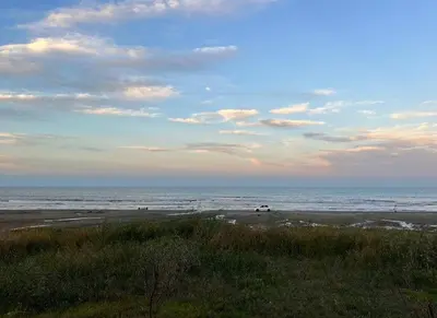 ویلا دوخوابه ساحلی ورنا