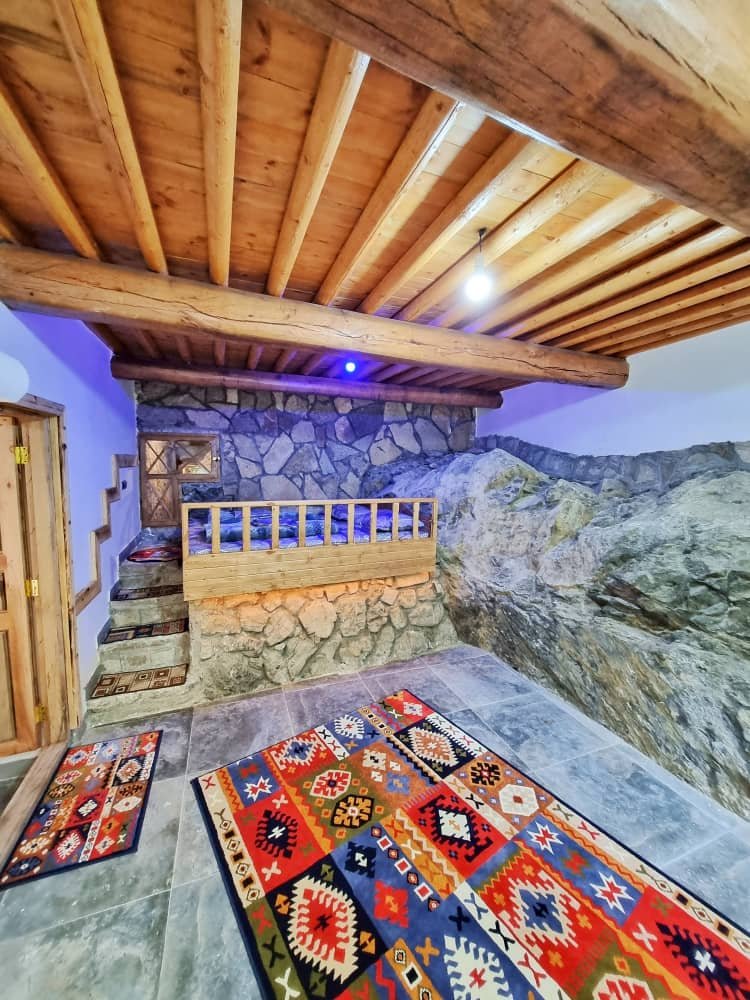 هاستل سنتی ماسوله - واحد جکوزی دار لاسه سر