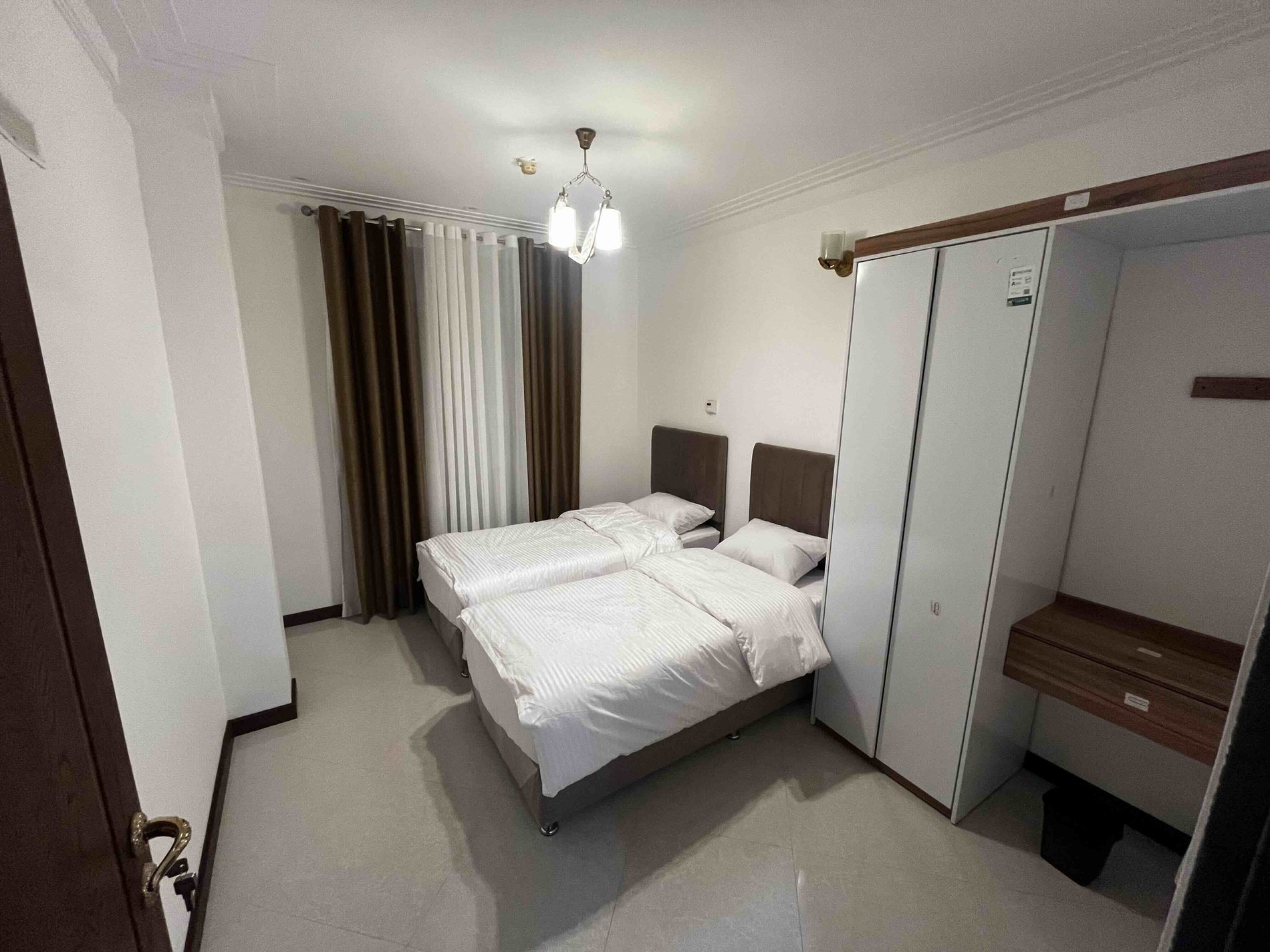 آپارتمان دوخوابه نصر کامرانیا - واحد 2