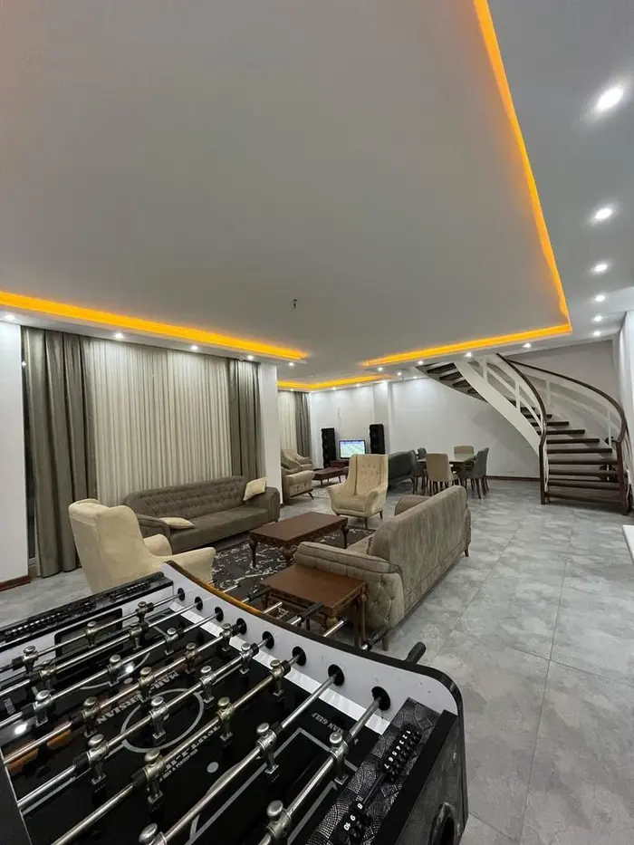 ویلا چهارخواب استخردار ققنوس خسروی