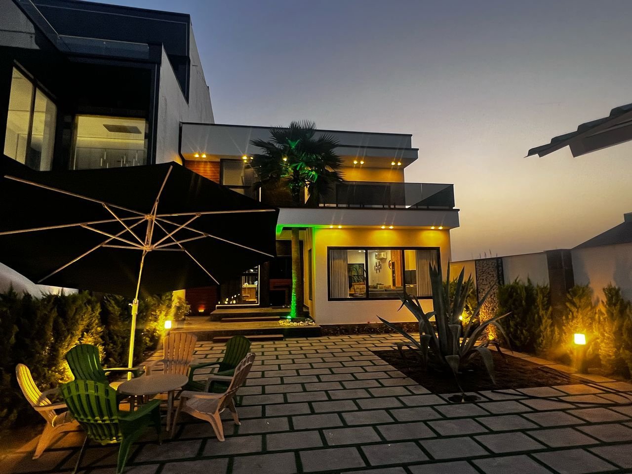 چهارخوابه تریپلکس استخردار گل یاس