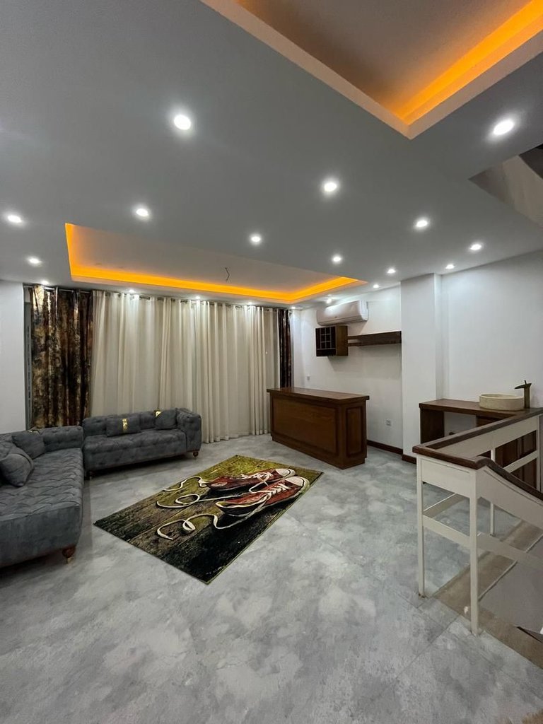 چهارخواب استخردار ققنوس خسروی