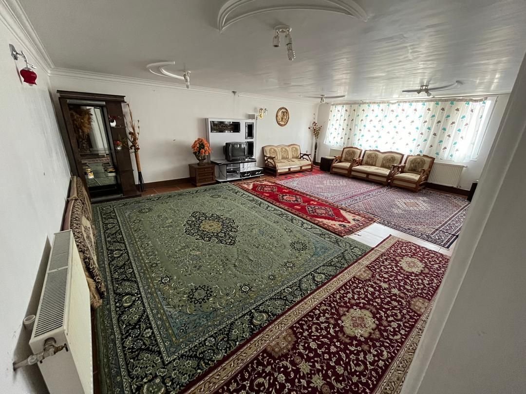 یک خوابه محمود