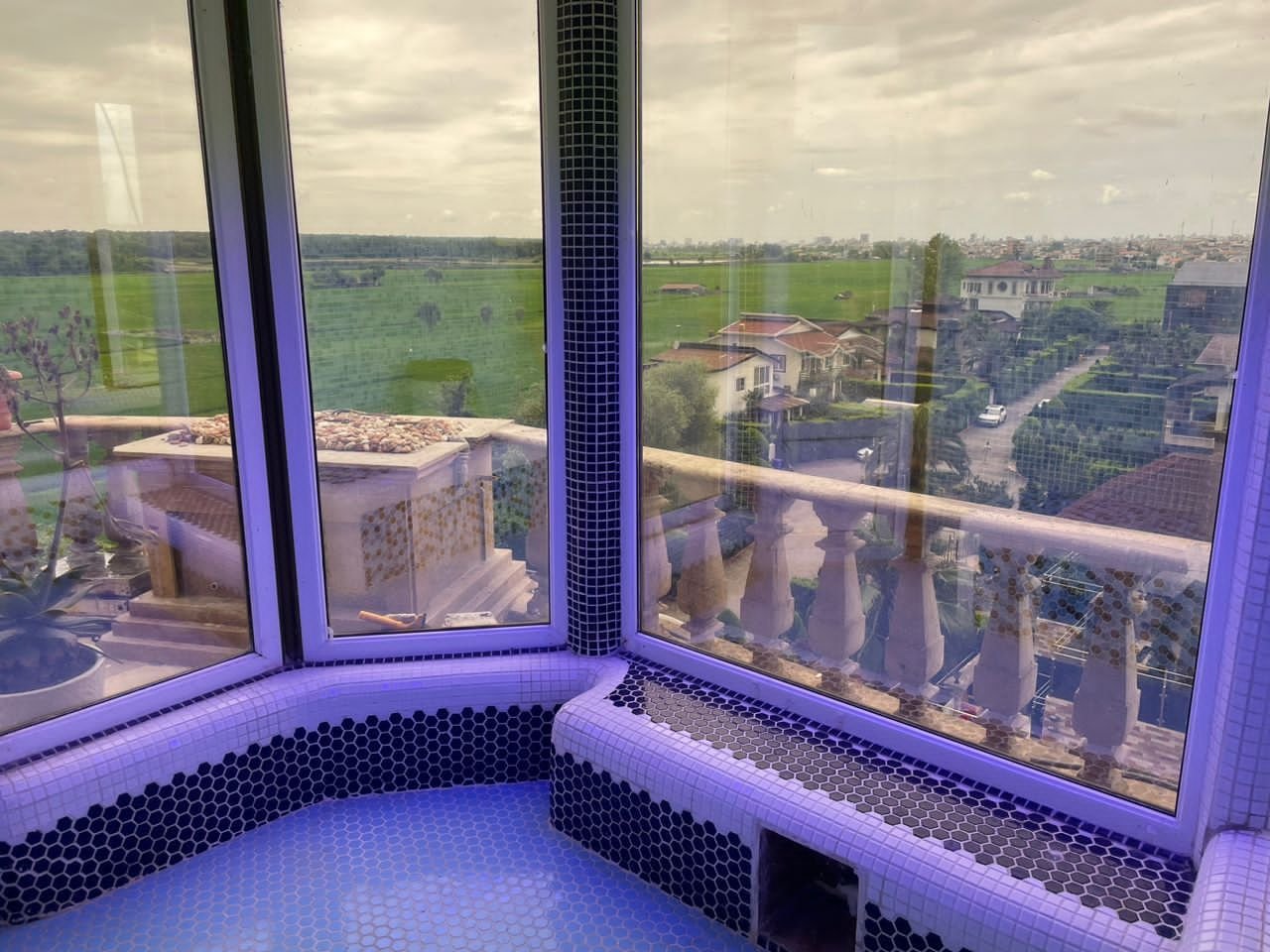 دوخوابه پنت‌ هاوس پاسارگاد