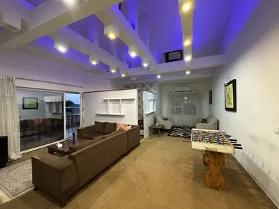 آپارتمان دو‌خوابه  پنت هاوس پاسارگاد