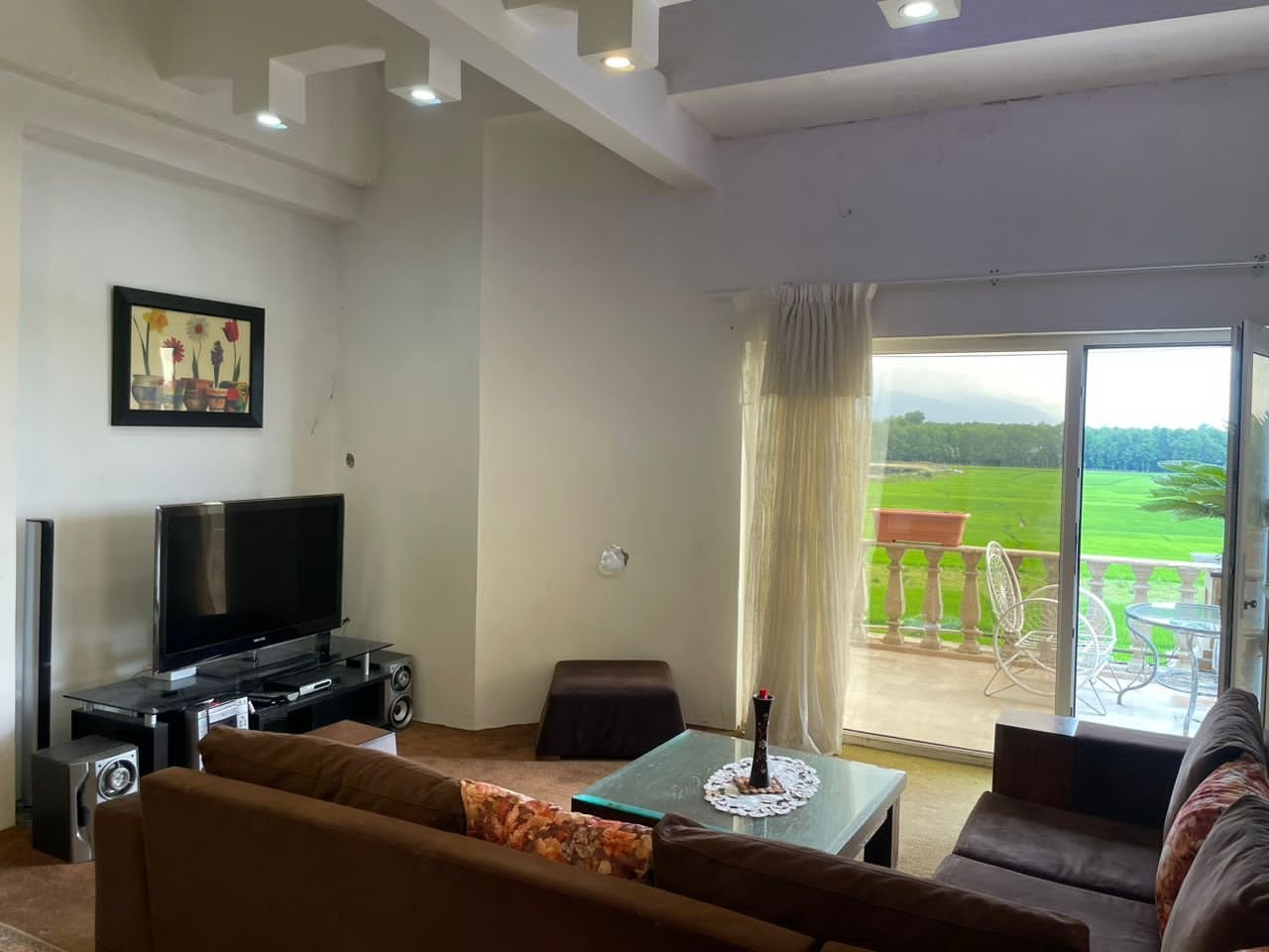 دوخوابه پنت‌ هاوس پاسارگاد