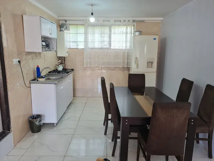 ویلا یک خوابه جنگلی حیران 1 - آشپزخانه و غذاخوری 