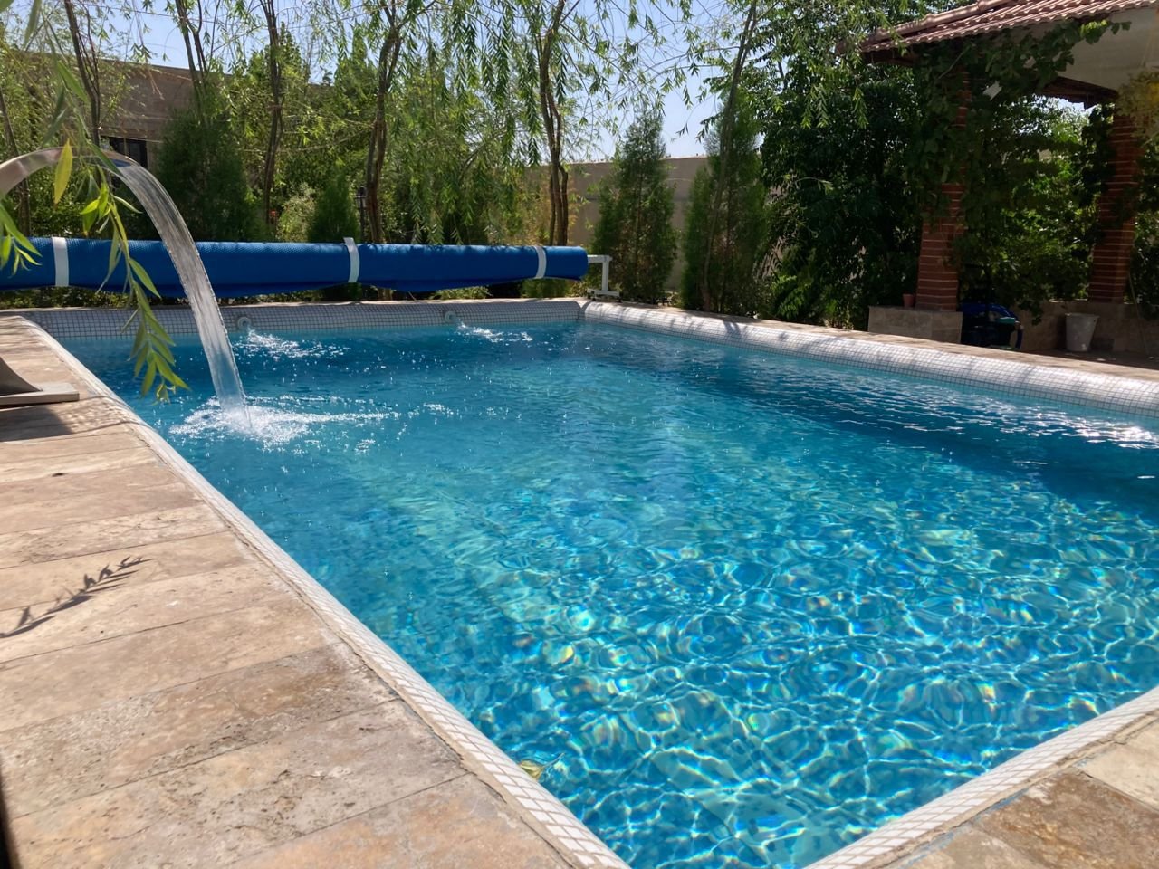 دوخوابه استخردار آبگرم اقاقیا 9