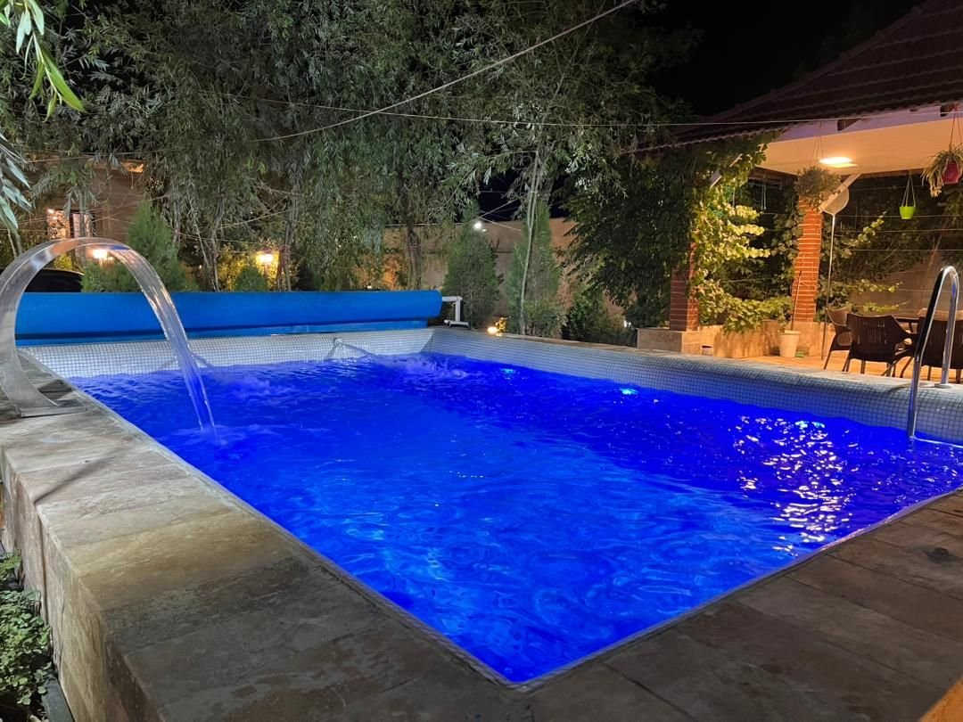 دوخوابه استخردار آبگرم اقاقیا 9