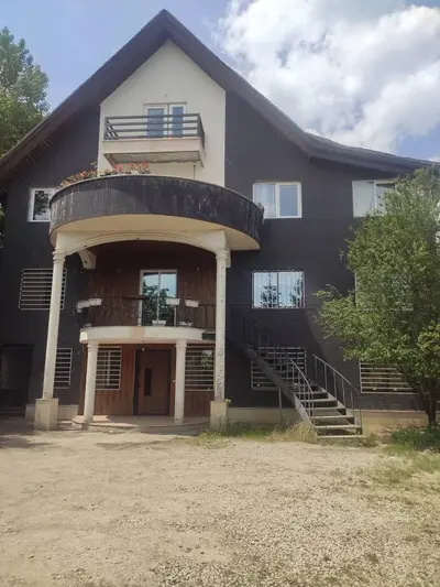 آپارتمان دوخوابه نیلوفر 22