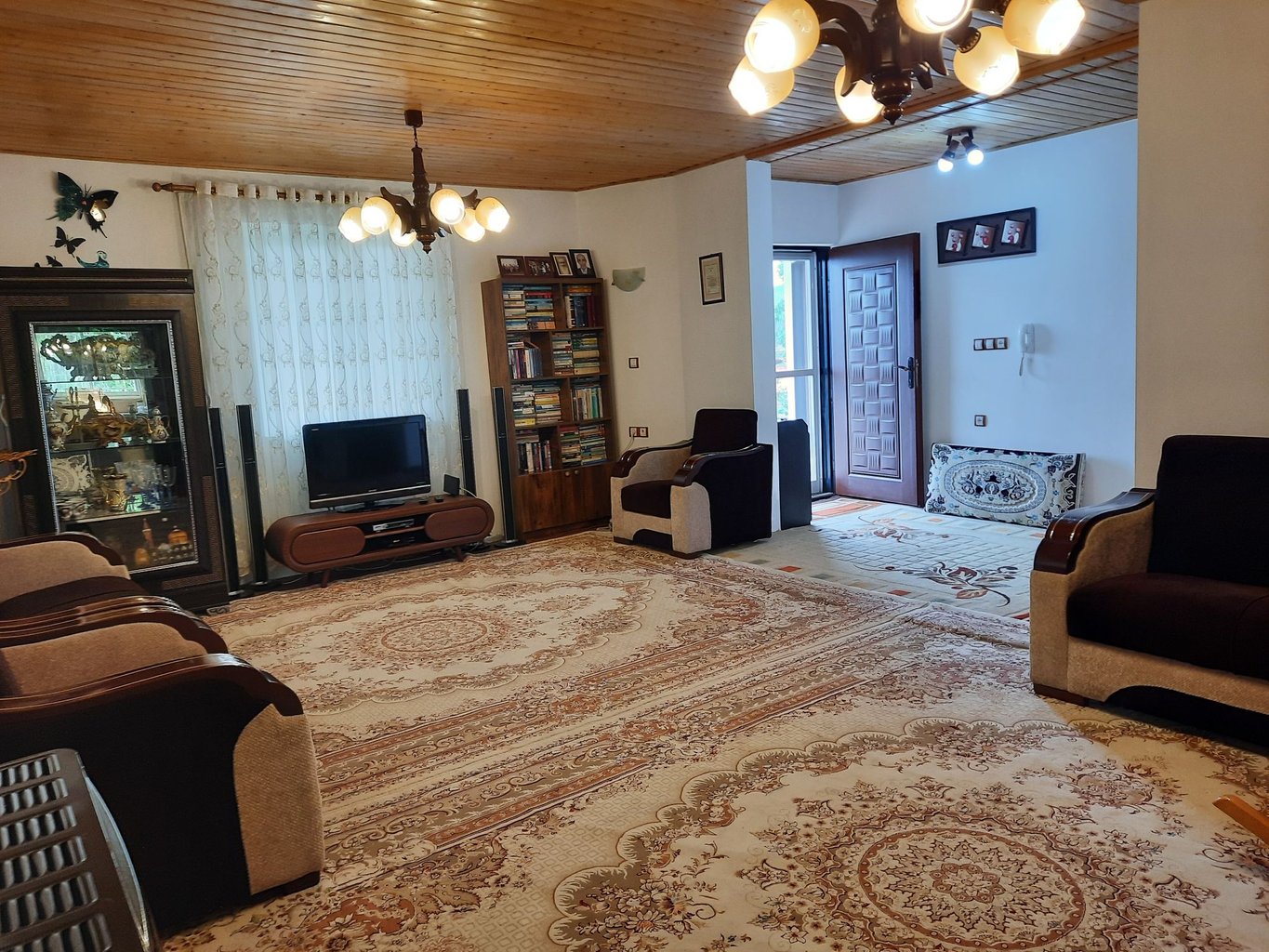 ویلا یک خوابه بام لاویج