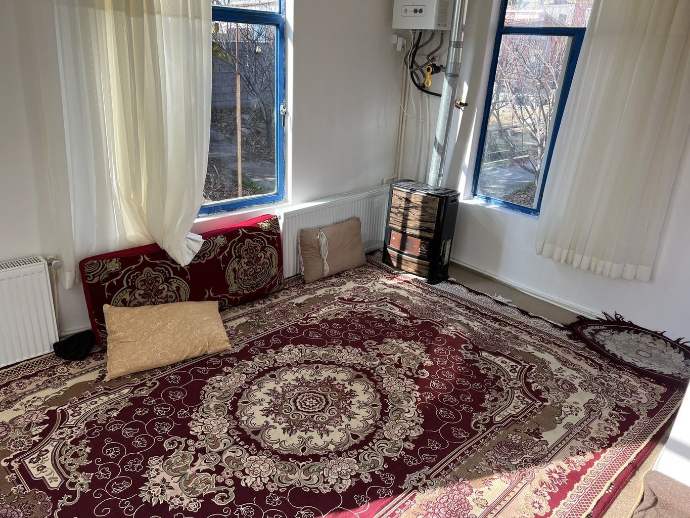 سوئیت فلت درخشان 1