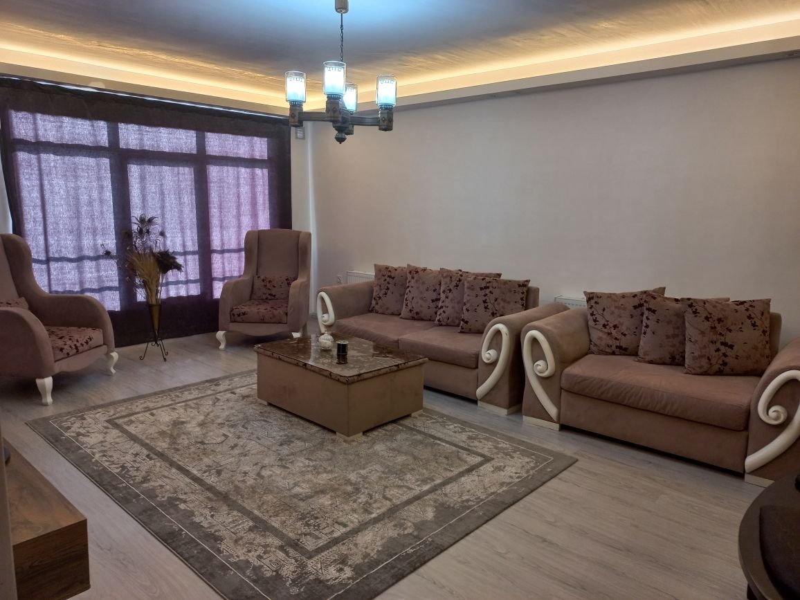 آپارتمان یک خوابه کوی طلا 2