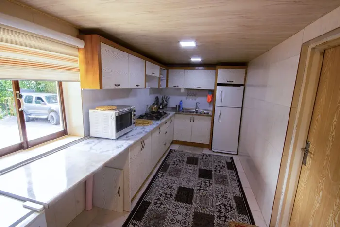 ویلا پنج خوابه استخردار آبگرم باغ سرو