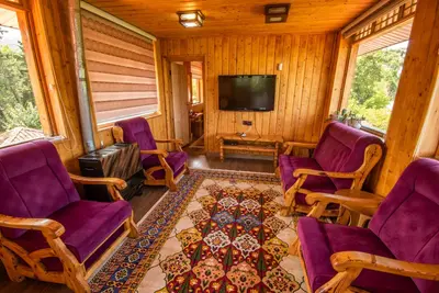 ویلا پنج خوابه استخردار آبگرم باغ سرو