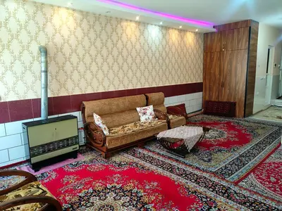 آپارتمان یک خوابه خانه بِیشْ