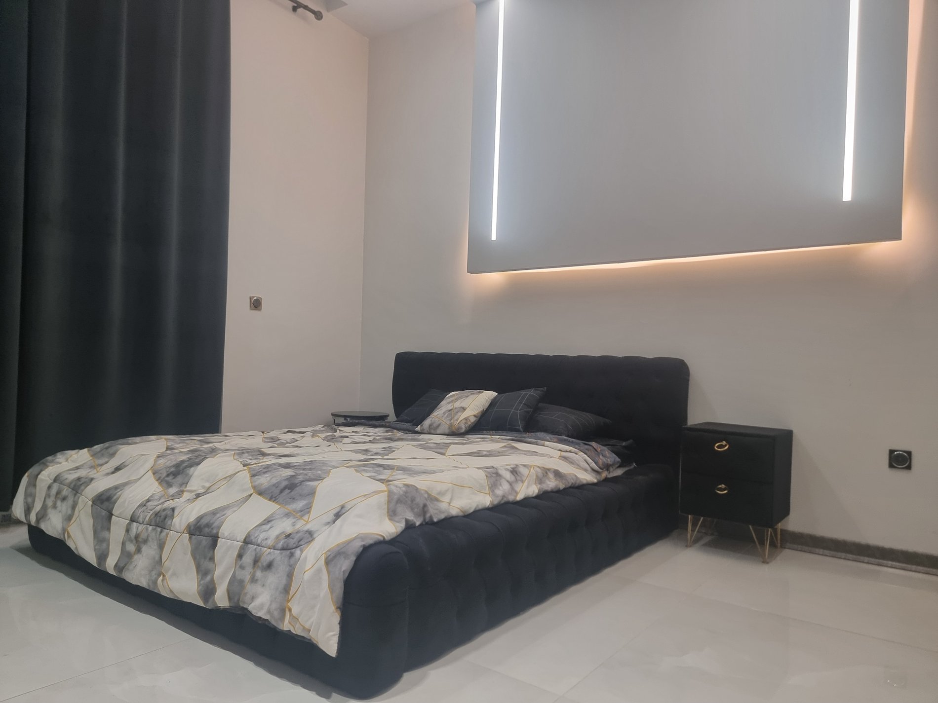 ویلا سه خوابه استخردار آبگرم تهراندشت باغ ویلا ماهور