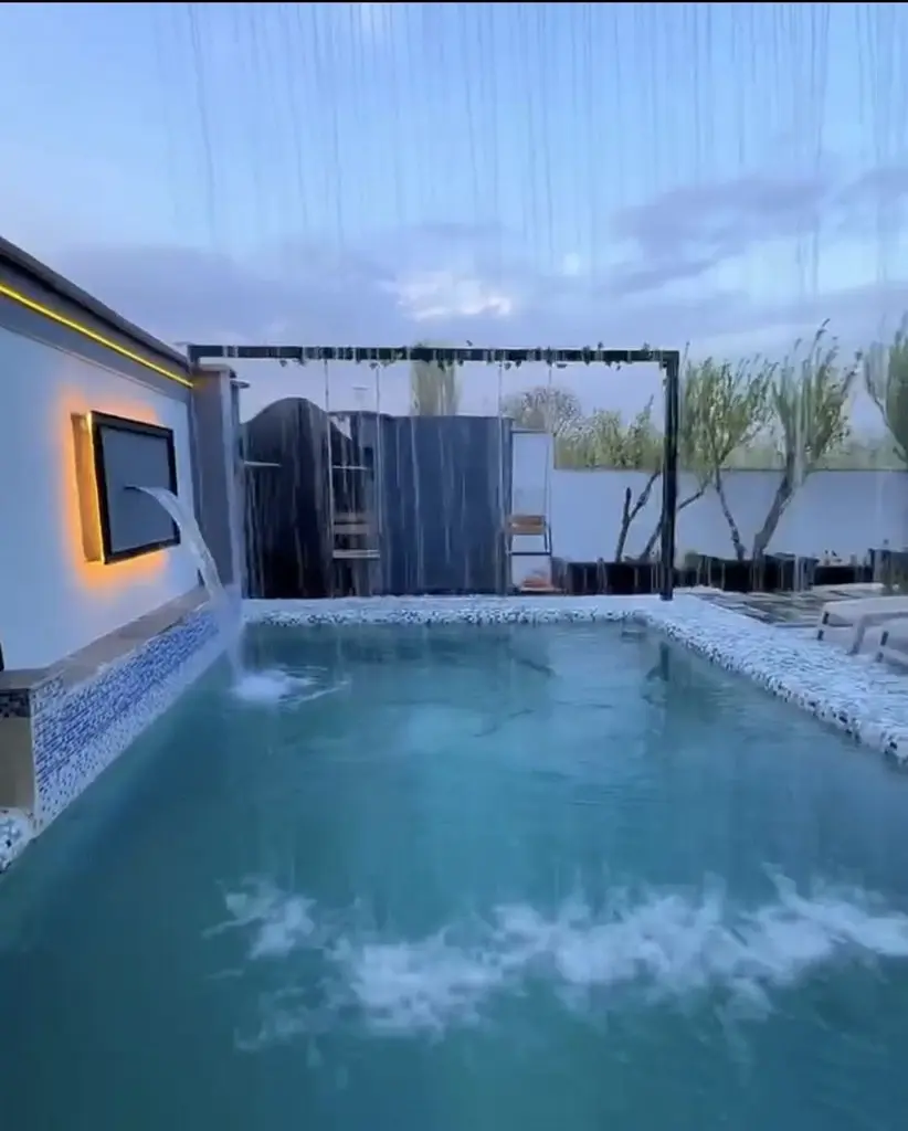 ویلا دوخوابه استخردار تشریفات ماهور - استخر چهار فصل