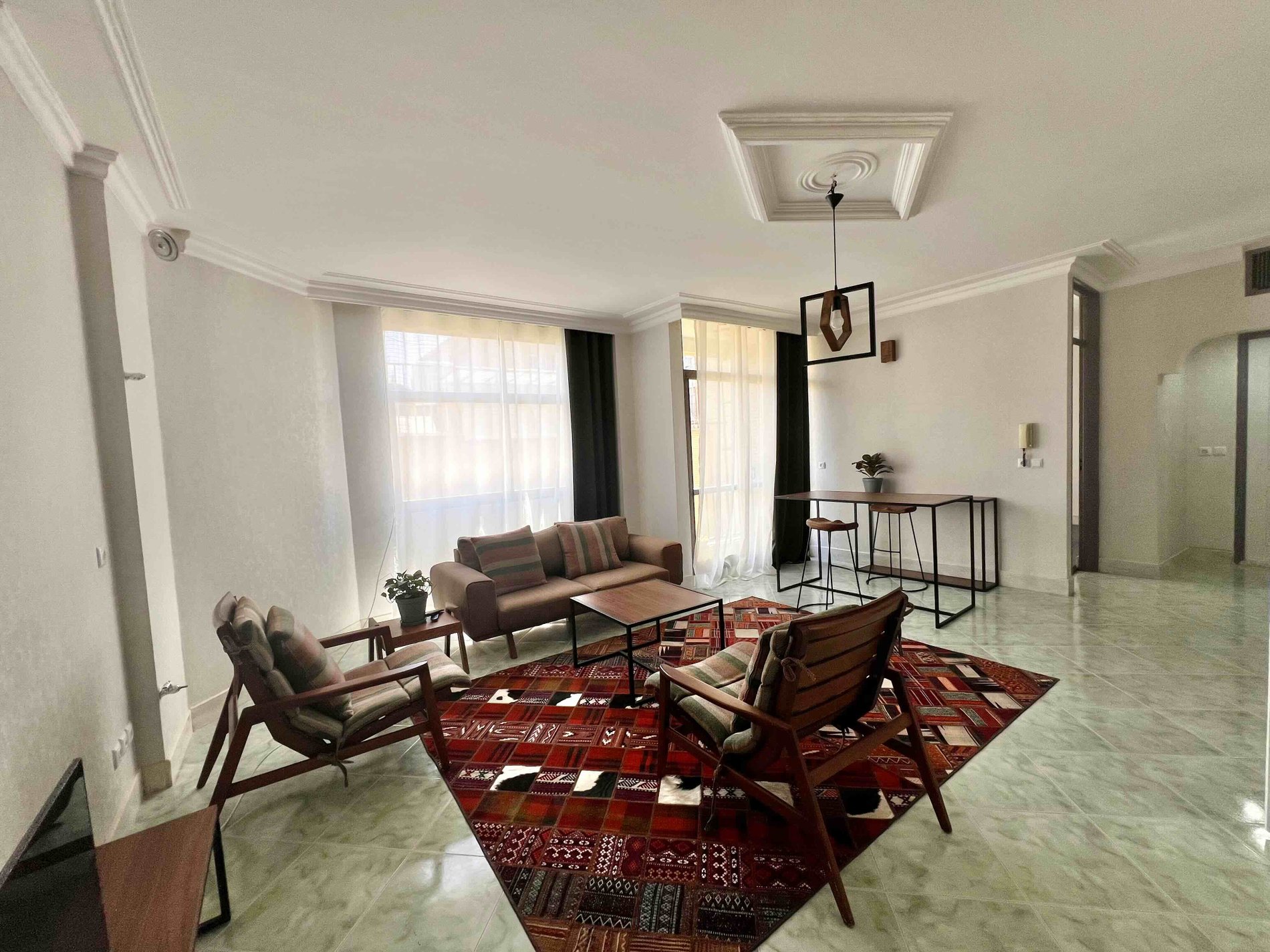 آپارتمان یک خوابه باغ غدیر 4 - انتخاب عنوان تصویر