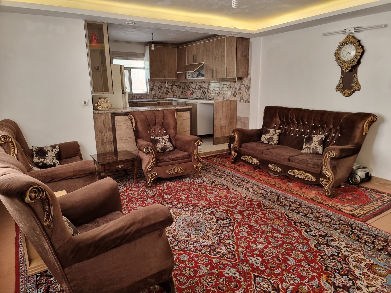 آپارتمان یک خوابه آپادانا 2