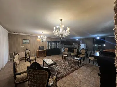 آپارتمان یک خوابه مسافر سبز چهارباغ عباسی