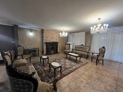 آپارتمان یک خوابه مسافر سبز چهارباغ عباسی