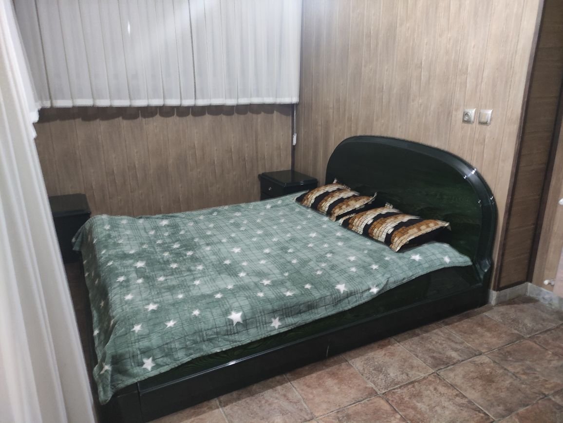 آپارتمان یک خوابه مسافر سبز چهارباغ عباسی