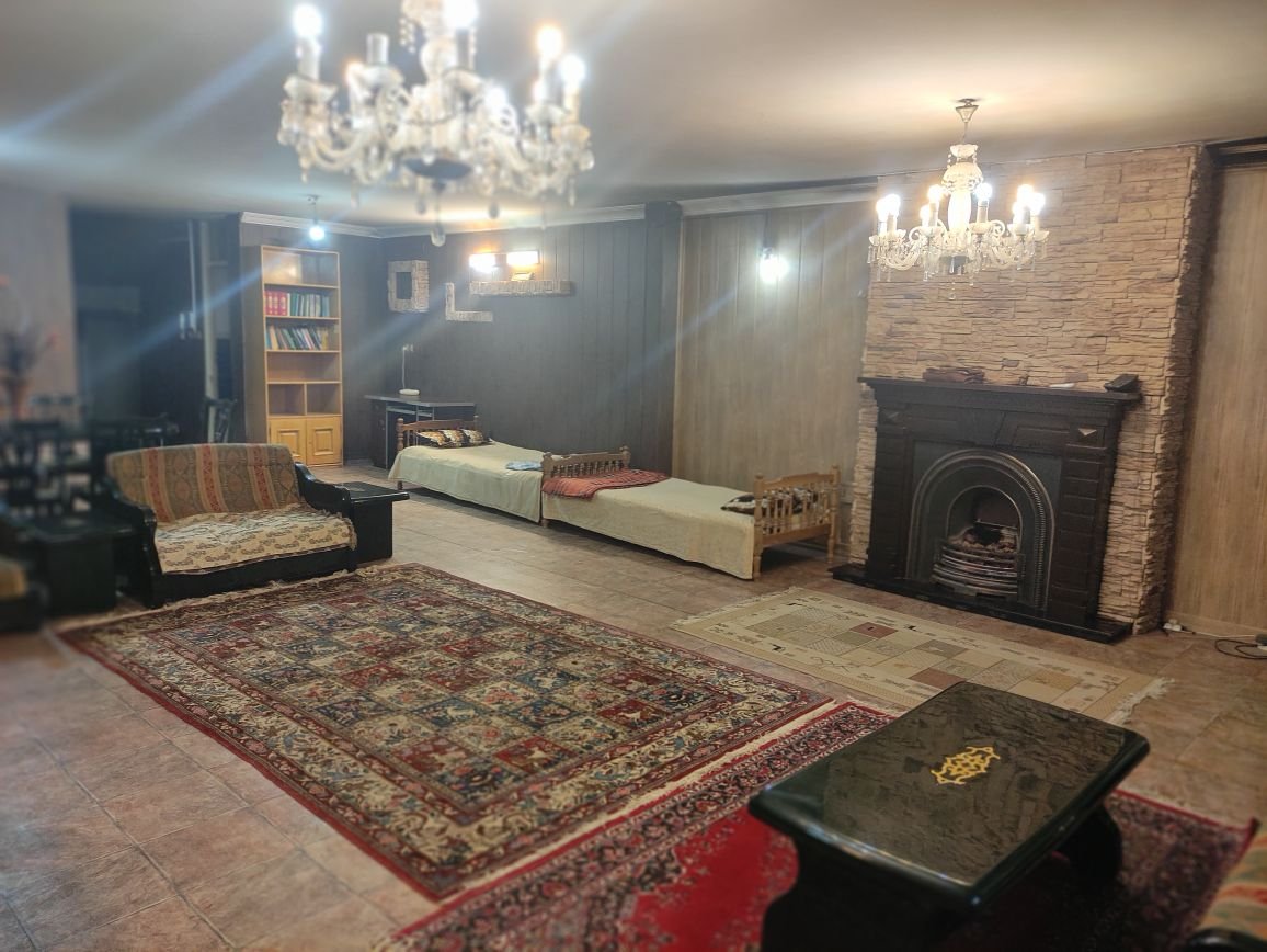 آپارتمان یک خوابه مسافر سبز چهارباغ عباسی