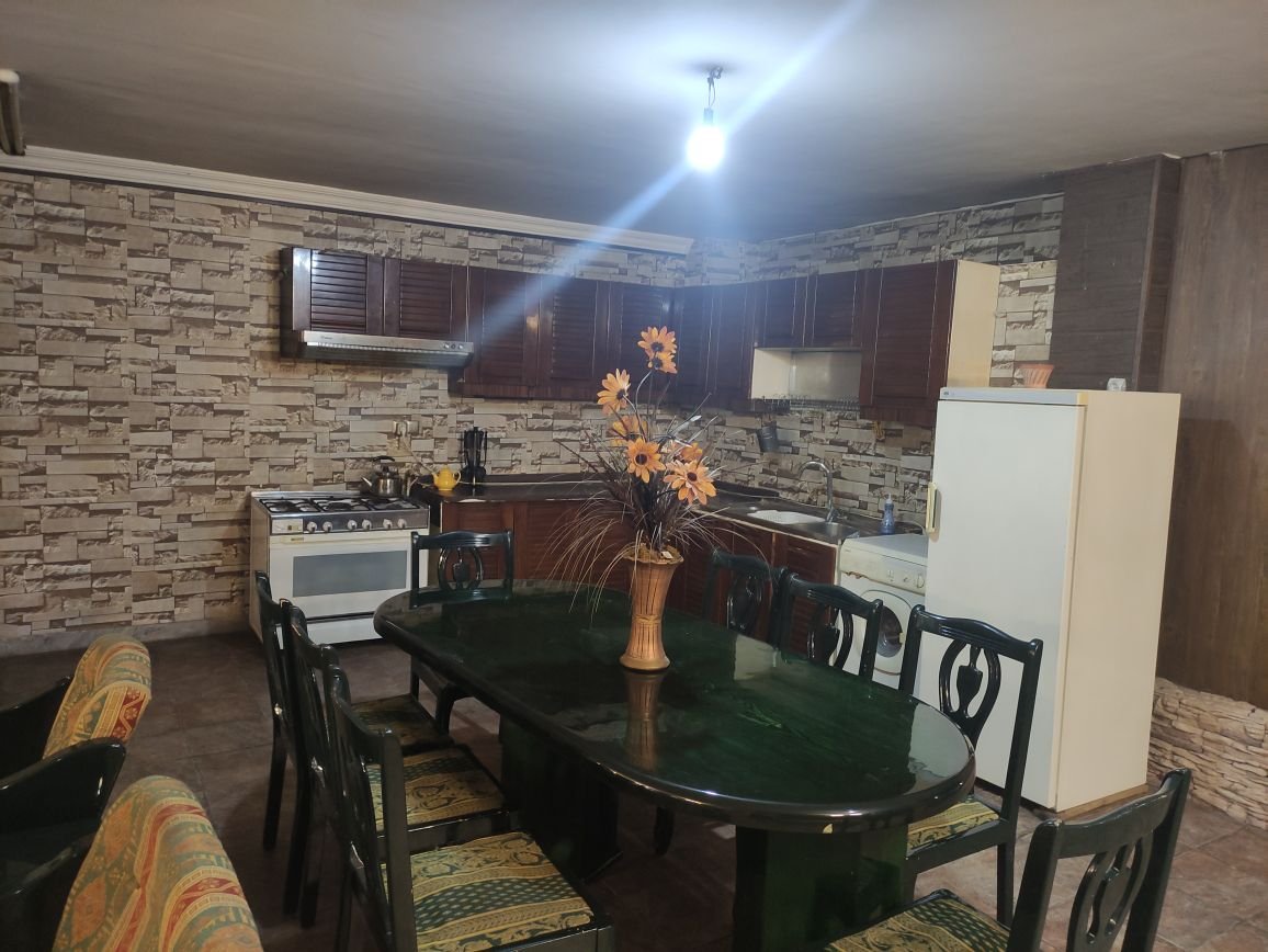 آپارتمان یک خوابه مسافر سبز چهارباغ عباسی