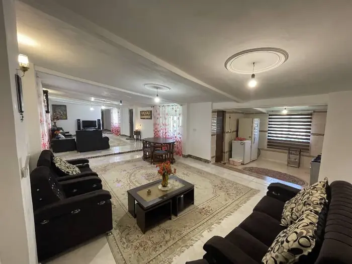 ویلا دوخوابه جنگلی تاج محل - حال و پذیرایی