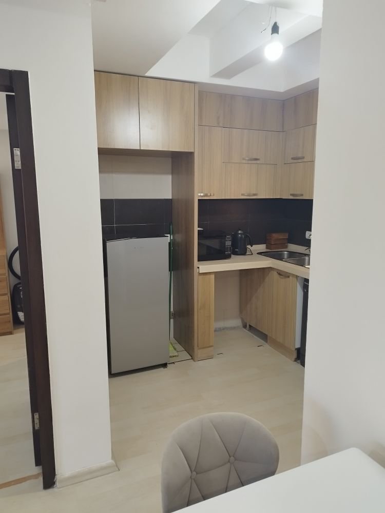 یک خوابه A2 همکف شرقی