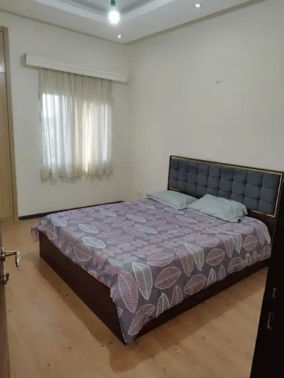 آپارتمان دوخوابه E2 اول شرقی